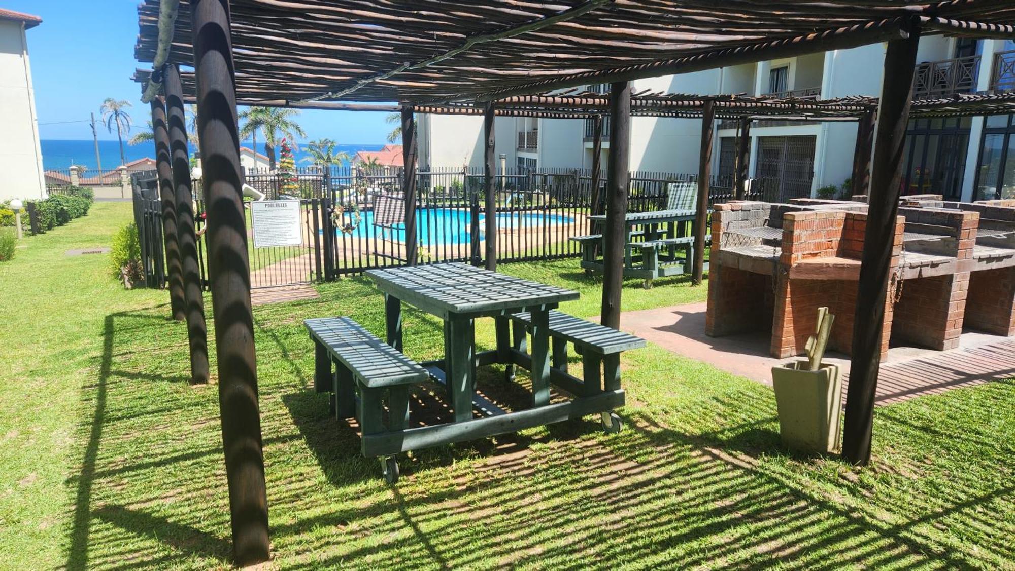 Topanga 17 Uvongo Beach Extérieur photo